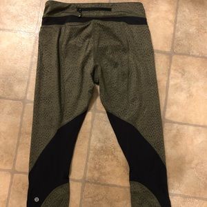 Lululemon Pace Rival Crops